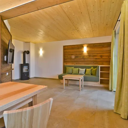 Farm stay Schoffahanslhof *