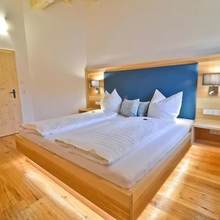 Farm stay Schoffahanslhof Arnbruck